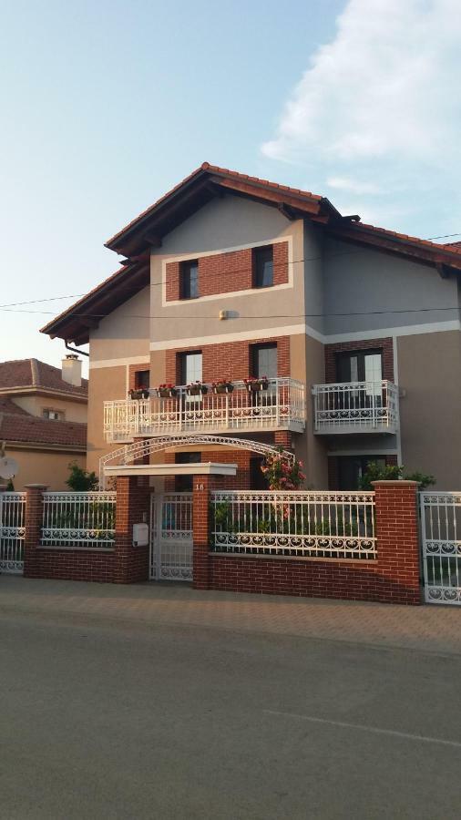 Enjoy Apartment Timişoara Exterior foto